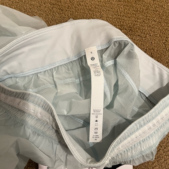 Lululemon shorts - Picture 4 of 5